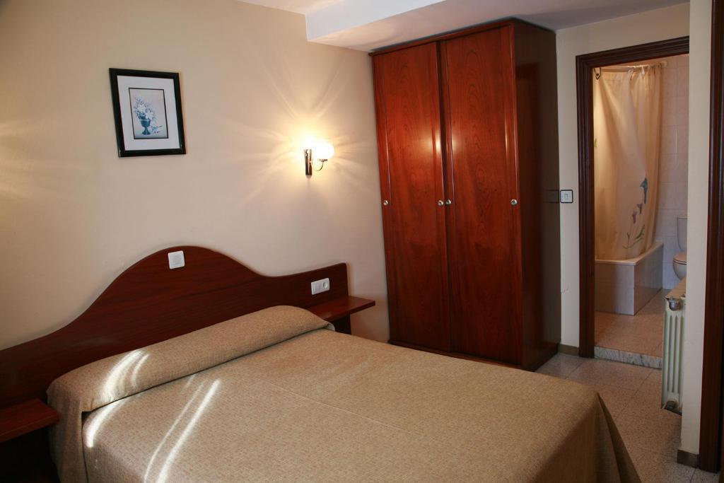 Hotel La Paz Llanes Bagian luar foto